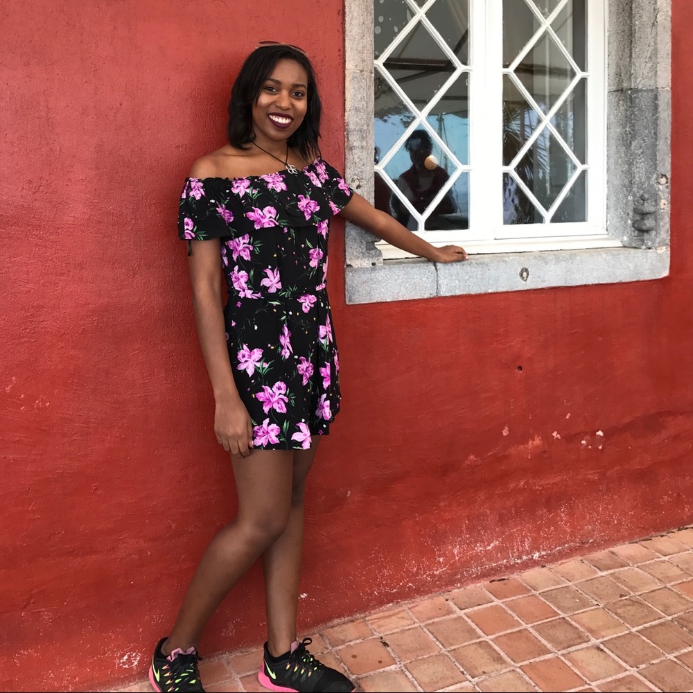 Black and pink floral print dress!